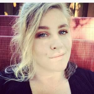 Meet your Posher, Becky